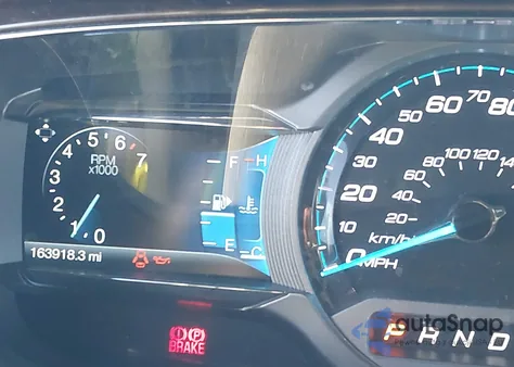 2014 Ford Taurus Limited z USA, uszkodzony, nr VIN 1FAHP2F87EG183389